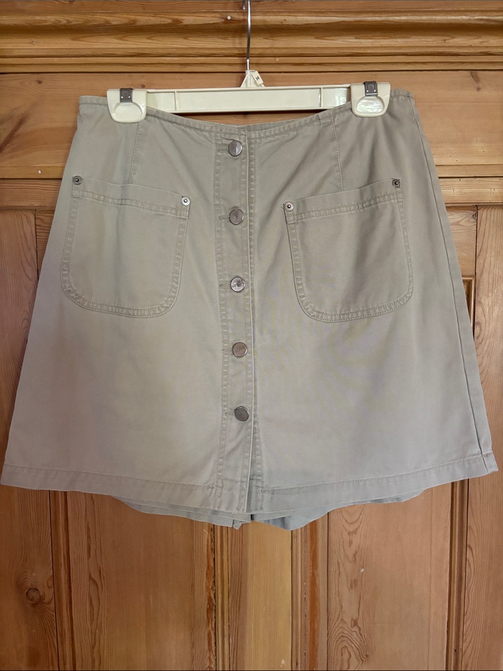 🍪KAREN KANE EASYWEAR BUTTON FRONT SKORT